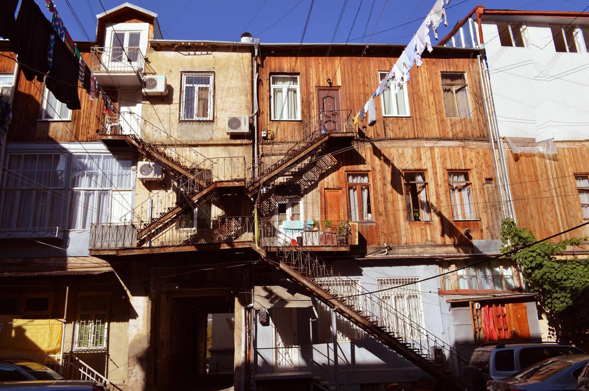 Patio Hostel Tbilisi Luaran gambar
