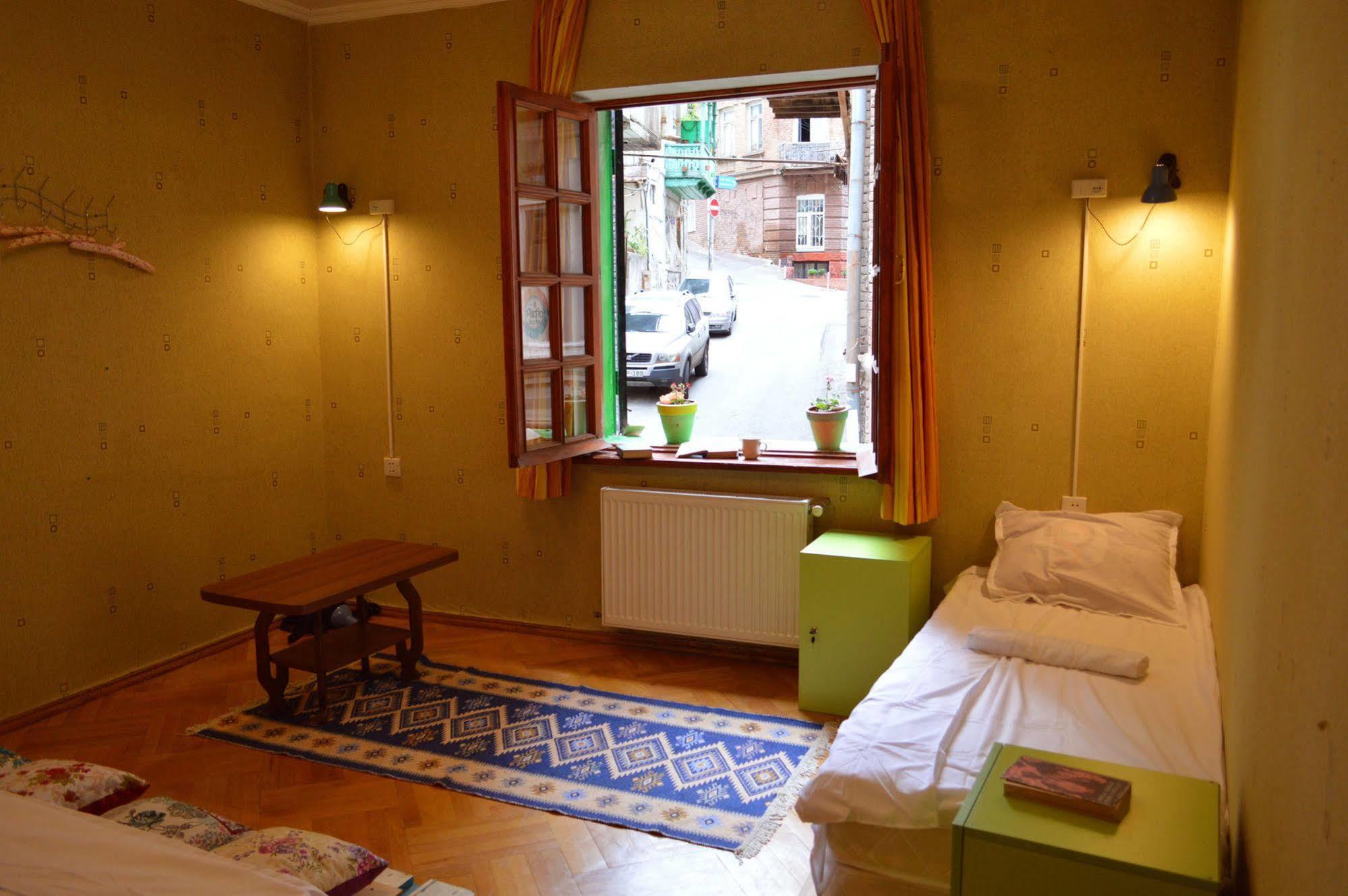 Patio Hostel Tbilisi Luaran gambar