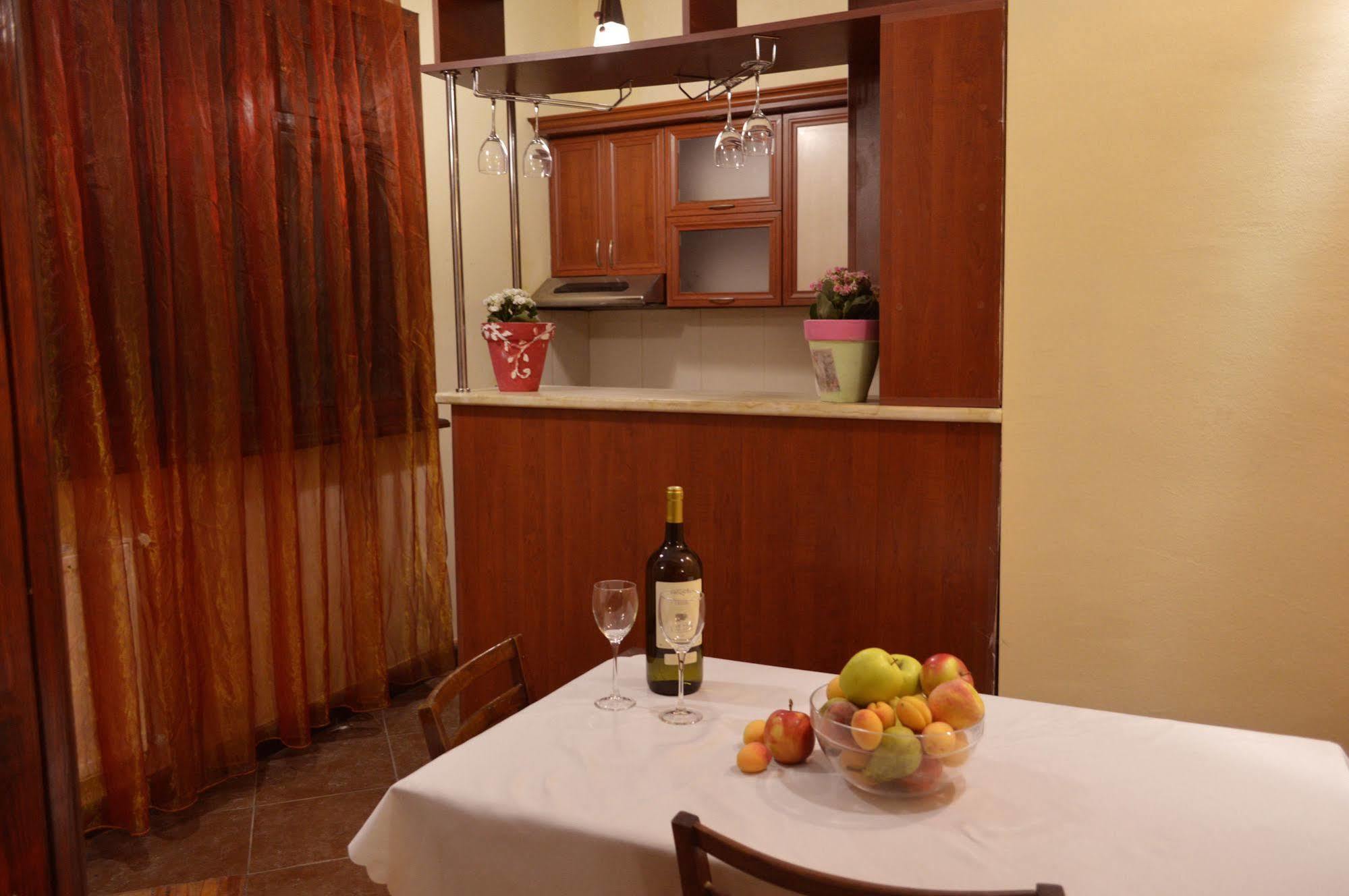 Patio Hostel Tbilisi Luaran gambar